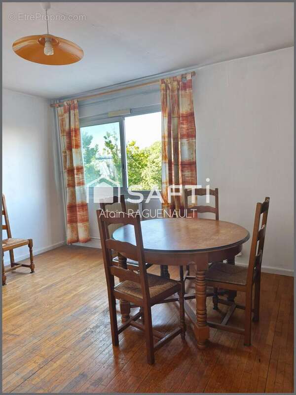 Photo 1 - Appartement à LYON-8E