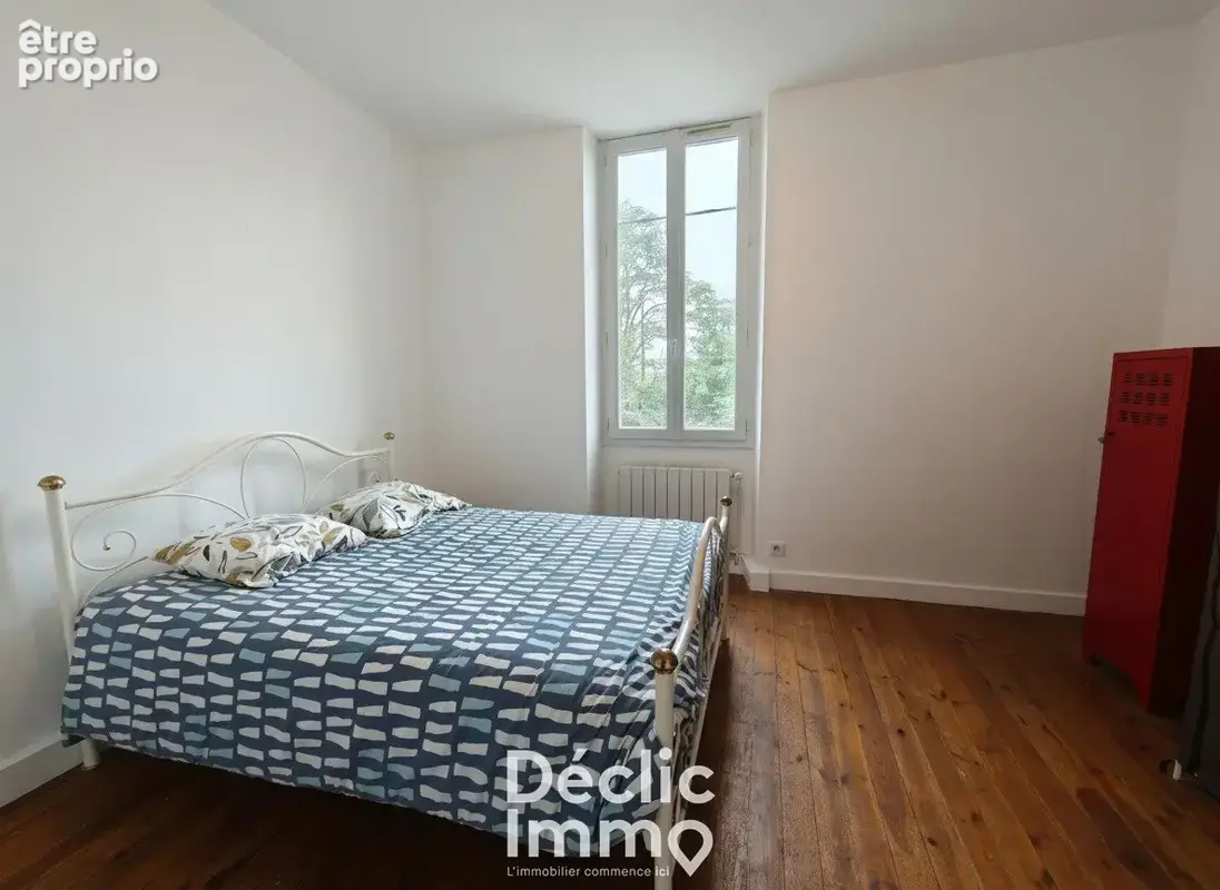 Coup de cur au gond-pontouvre  maison mitoyenne rénovée avec jardin ! - photo 6