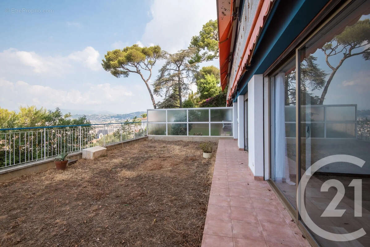Appartement 81 m² à Nice  - photo 4