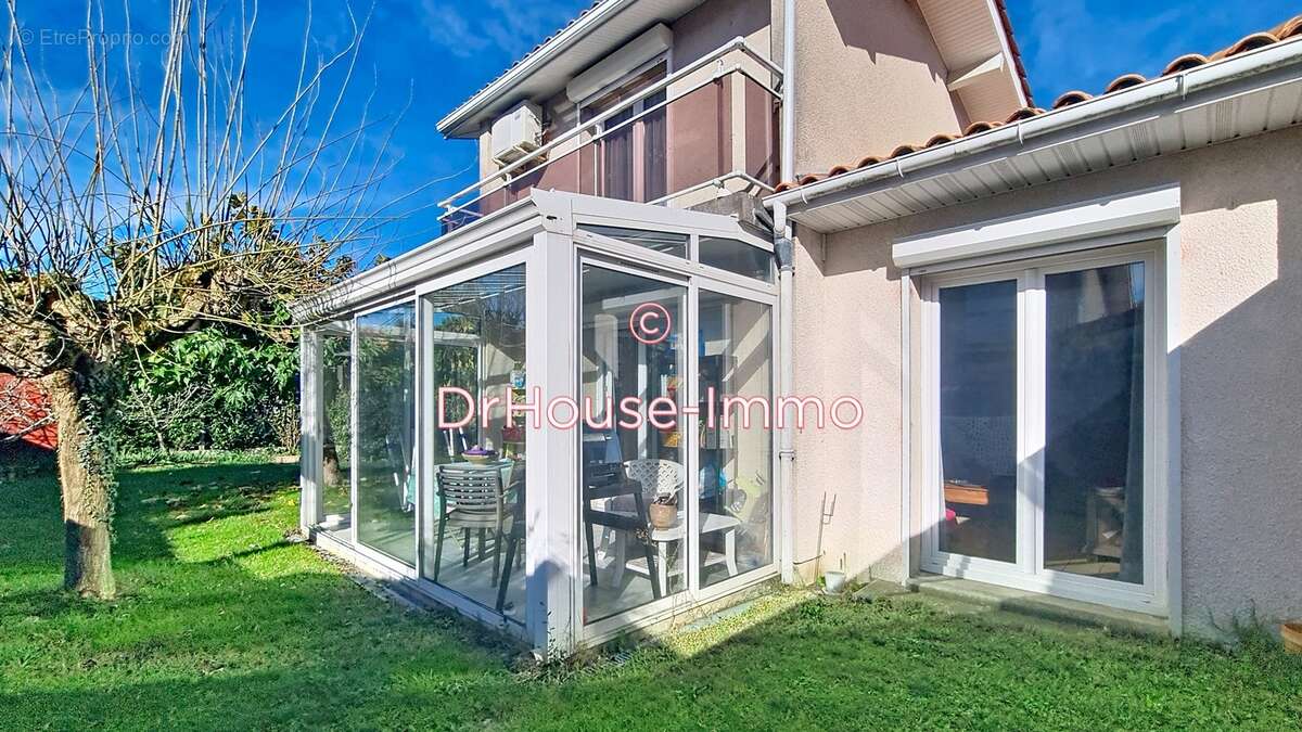 Maison à LE HAILLAN