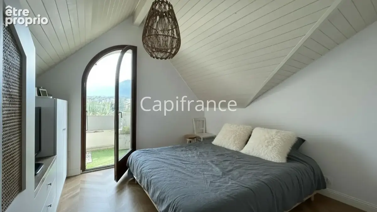 T3 duplex en dernier étage – climatisé – vue montagnes – annecy (74) - photo 7