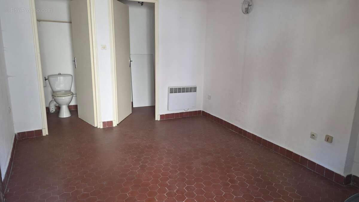 Maison à PELISSANNE