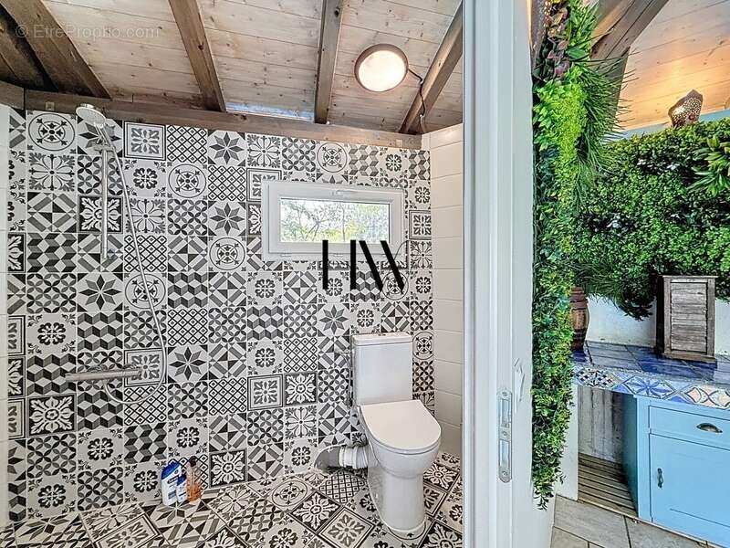Maison à VETRAZ-MONTHOUX