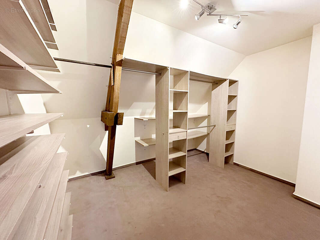 Maison à LA VENDUE-MIGNOT