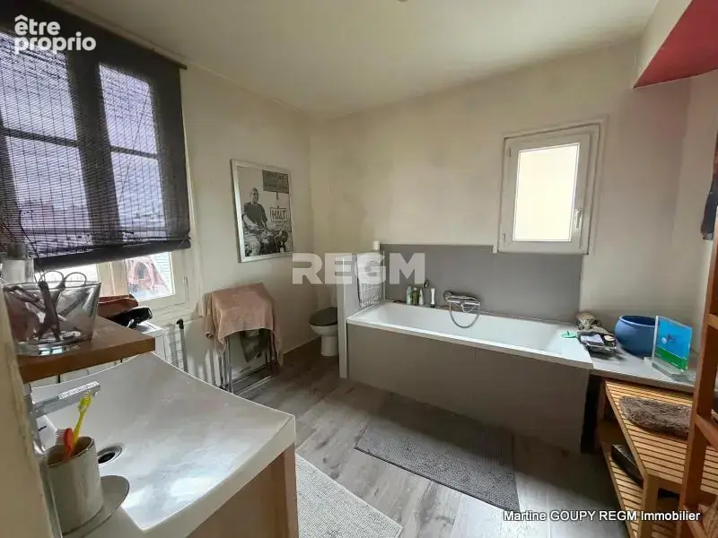 ORLEANS (45)   Cœur de ville, Appartement atypique plein de charme T3 103 m2 - Copro bénévole - photo 14