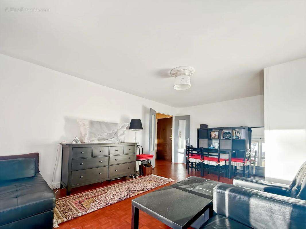 Appartement à SAVIGNY-SUR-ORGE