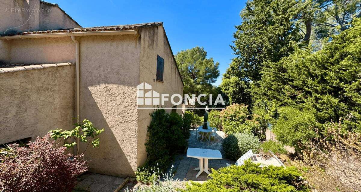 Maison à FREJUS