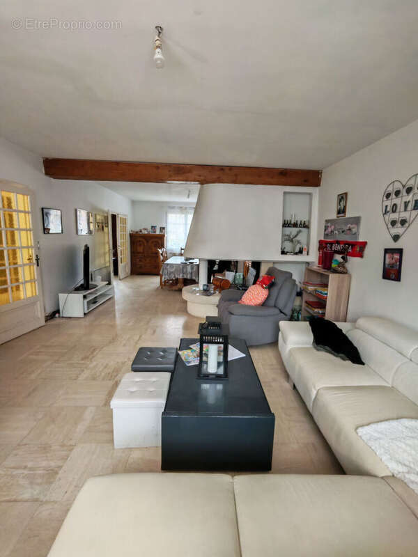 Maison à BRUYERES-ET-MONTBERAULT