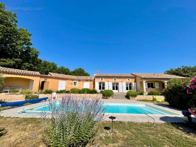 Maison à LAURIS