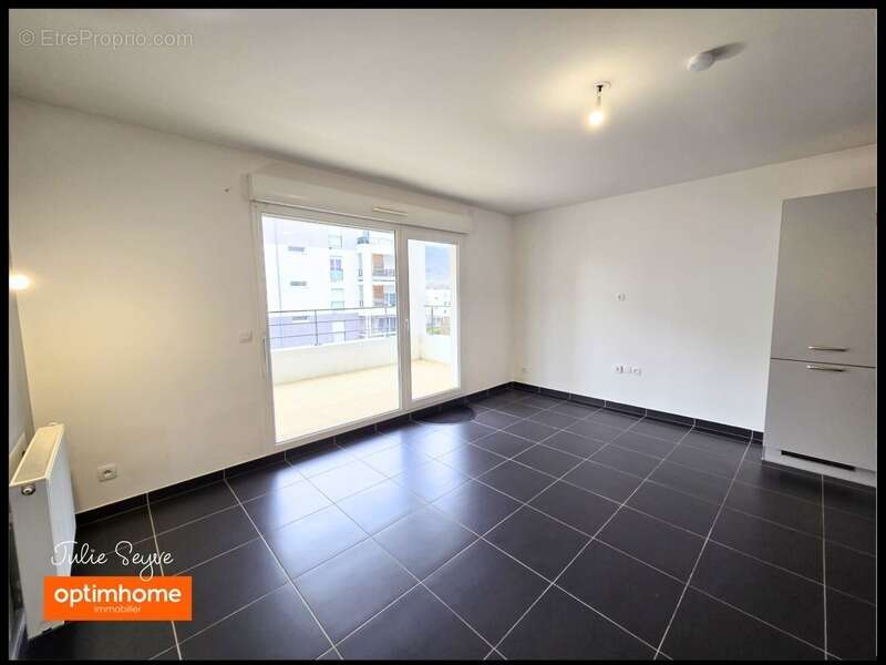 Appartement à SAINT-GENIS-POUILLY