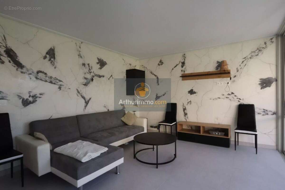 Appartement à APT