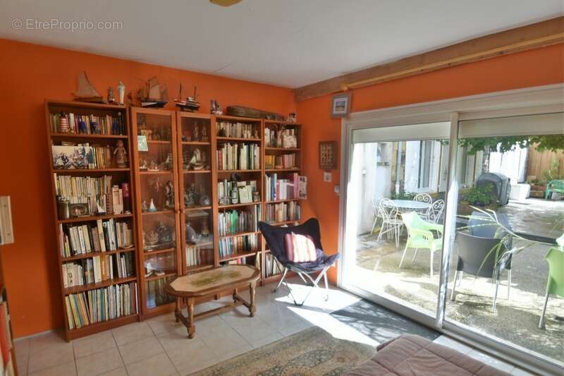 proche Chauffailles - Maison pierre - 7 piéces dont 4 chambres-  137m² - photo 10