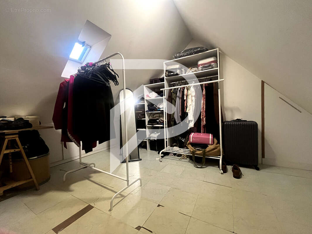 Maison à VIRY-CHATILLON