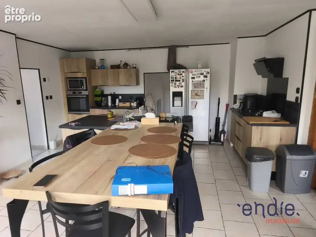 Louroux bourbonnais : maison renovee 5 pieces avec dependances et terrain - photo 2