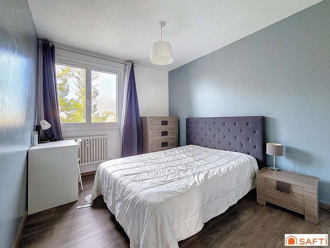 Photo 3 - Appartement à VAULX-EN-VELIN