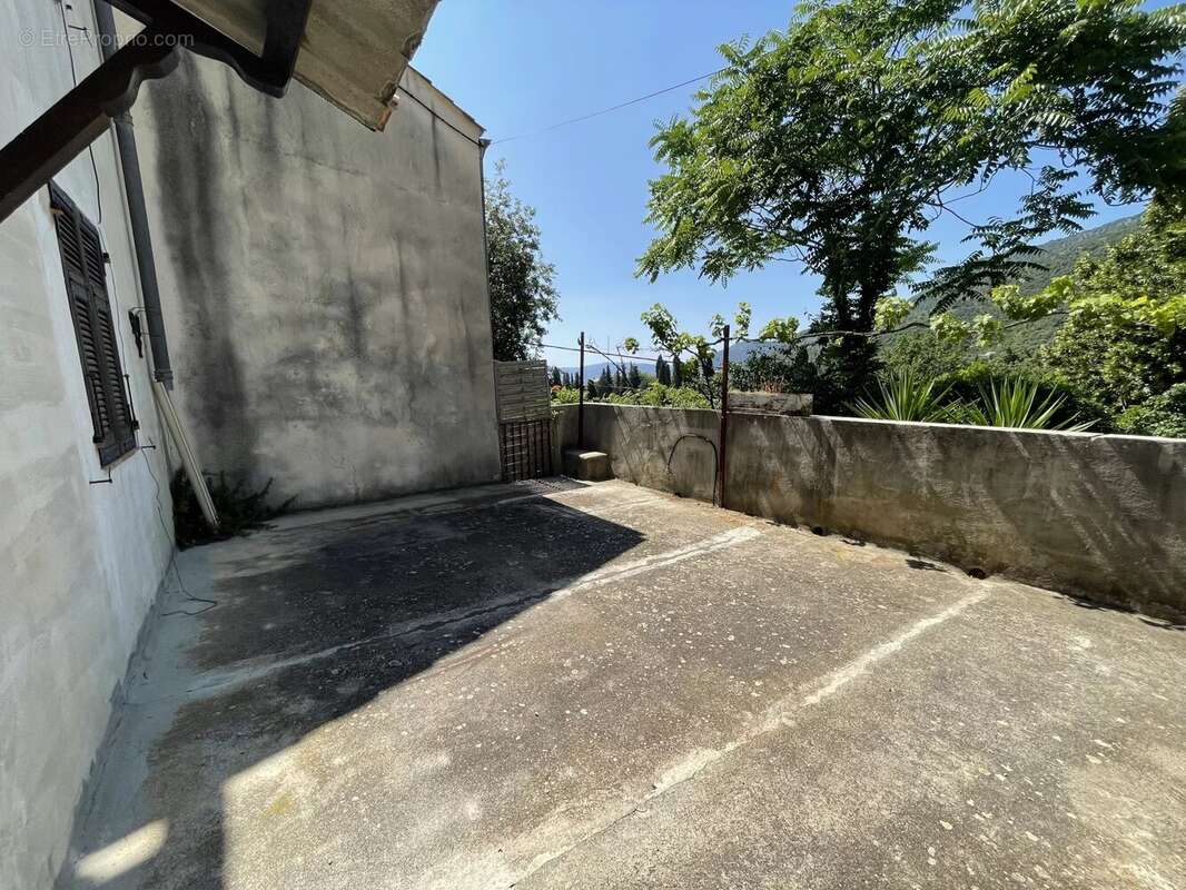 Appartement à BENDEJUN