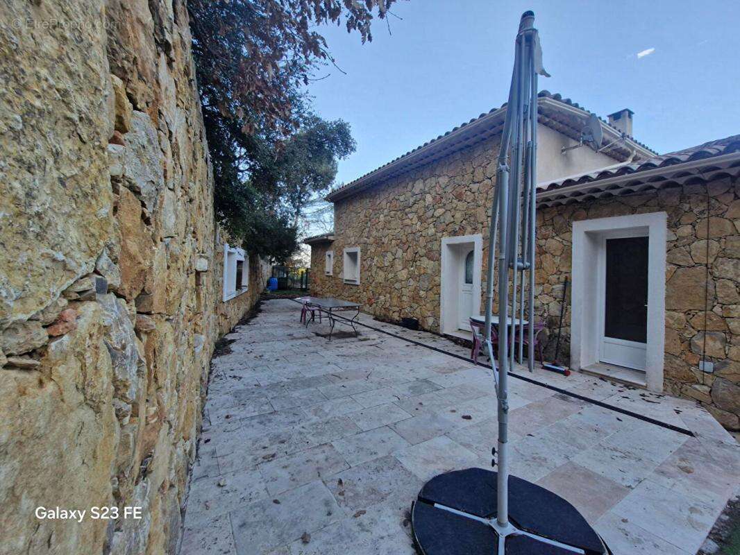 Maison à LE CANNET-DES-MAURES