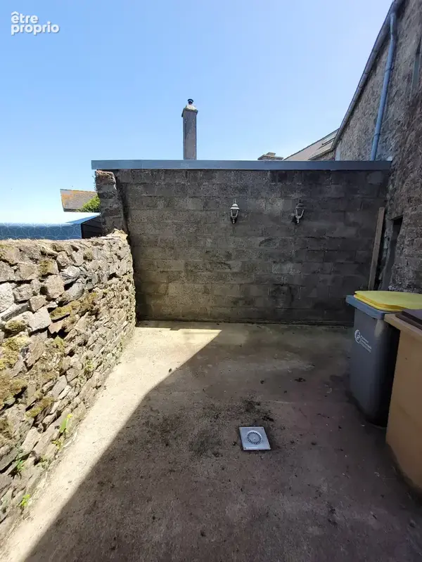 Maison de Bourg en pierre, avec courette - photo 7