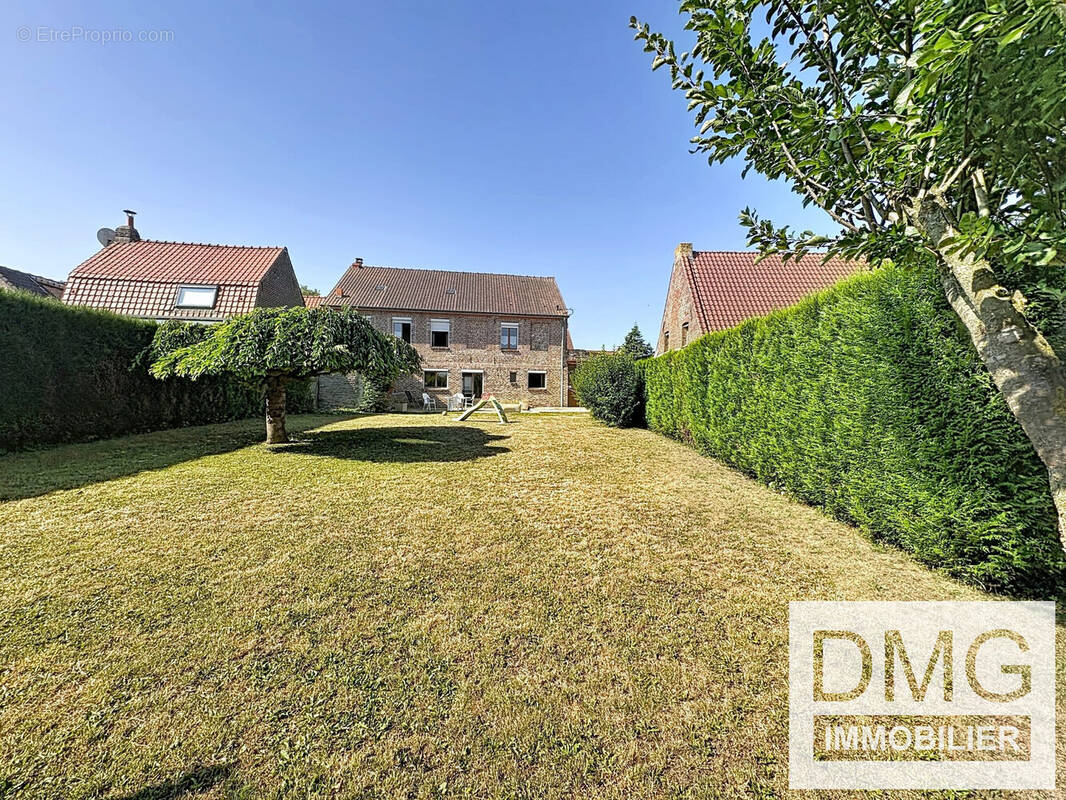 Maison à SAINT-SYLVESTRE-CAPPEL