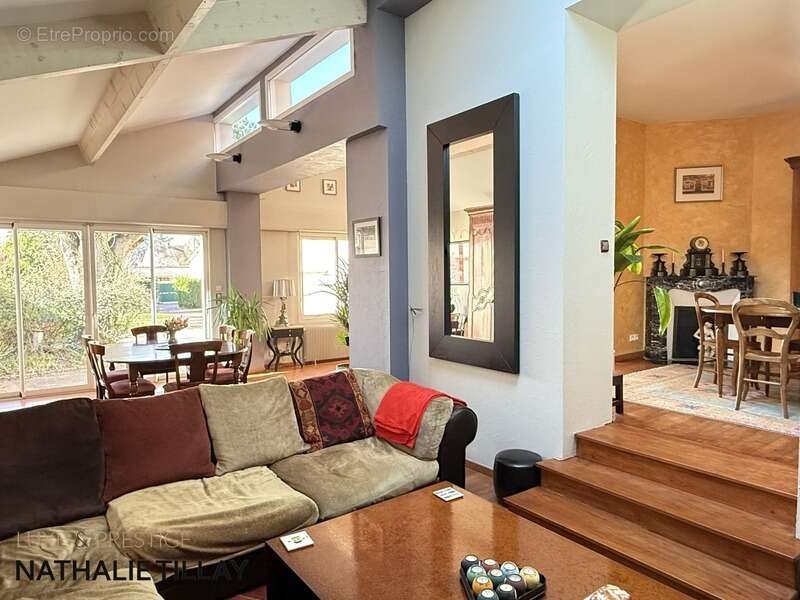 Maison à FLEURY-LES-AUBRAIS