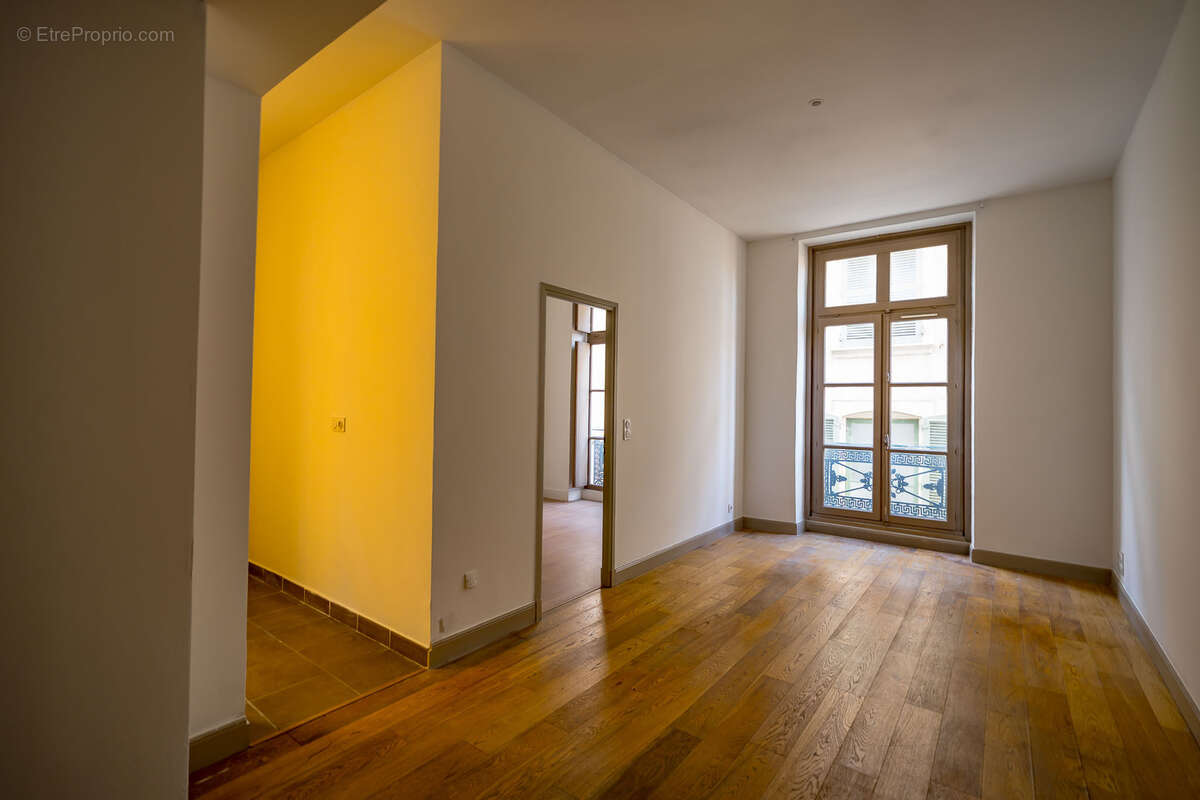 Appartement à NIMES