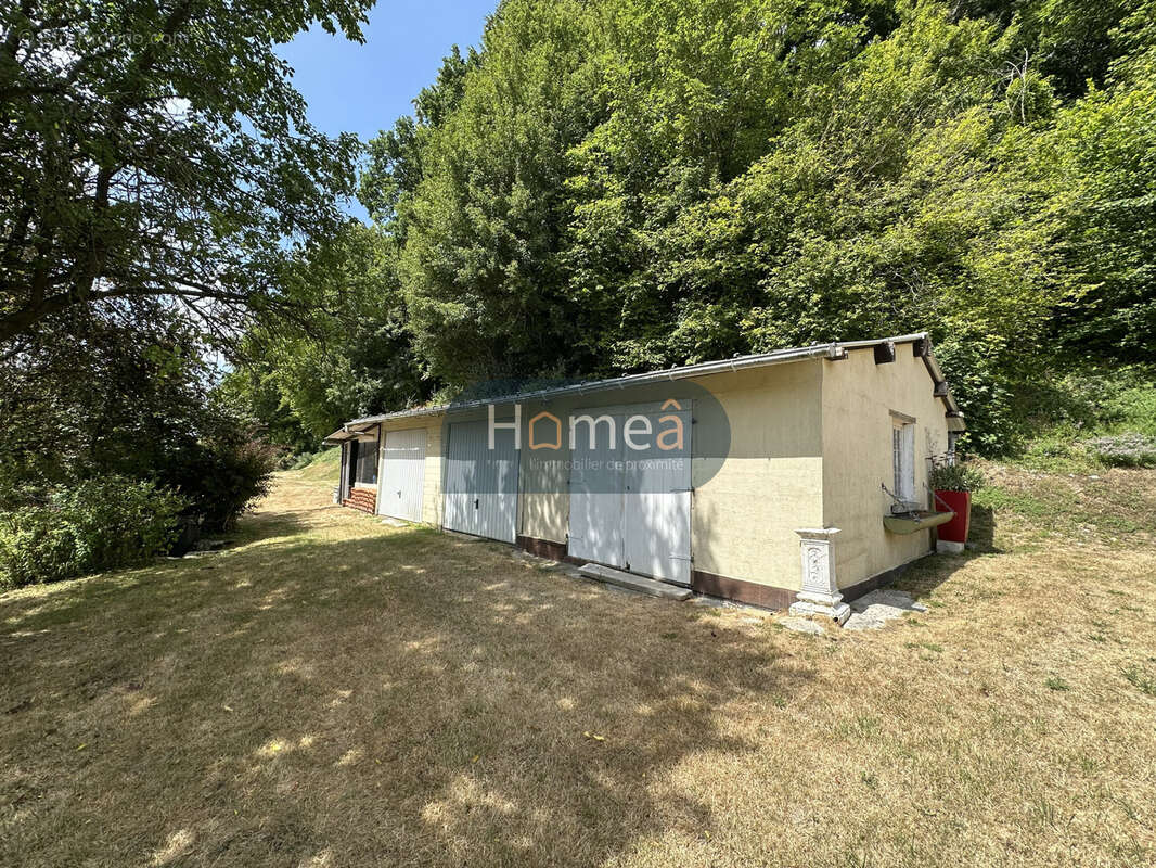Magnifique propriété de 215 m2 sur 7 769 m2 de terrain - photo 18