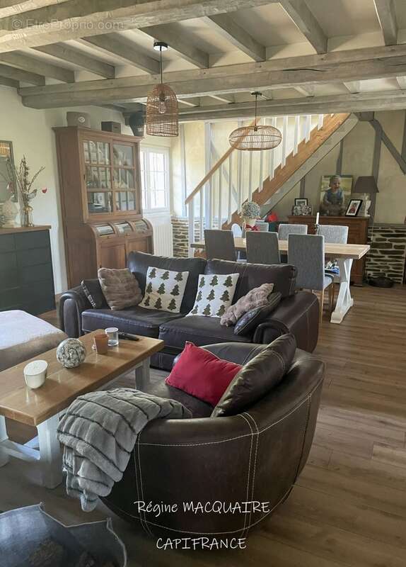 Elégante longère rénovée – 116 m² env– 3 chambres – Extérieurs raffinés -  Rareté & coup de cœur – Secteur Villers‑Bocage - photo 9