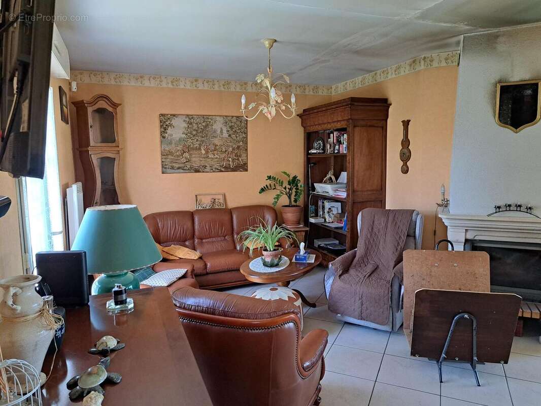 Photo 3 - Maison à CHILLEURS-AUX-BOIS