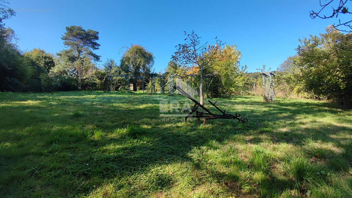 Maison à THIRON-GARDAIS