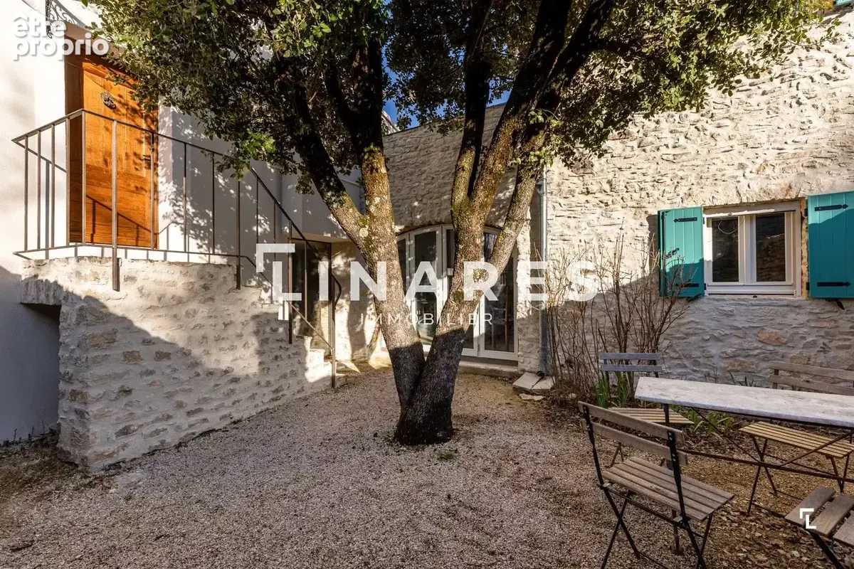 EDEN CHIC - Maison T6 de 132m2 - Terrain de 2840 m2 - Piscine - Garage - NORD LUBERON - 84570 BLAUVAC - photo 6