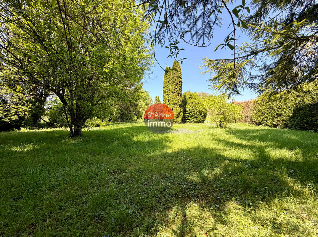 Maison à BEHENCOURT