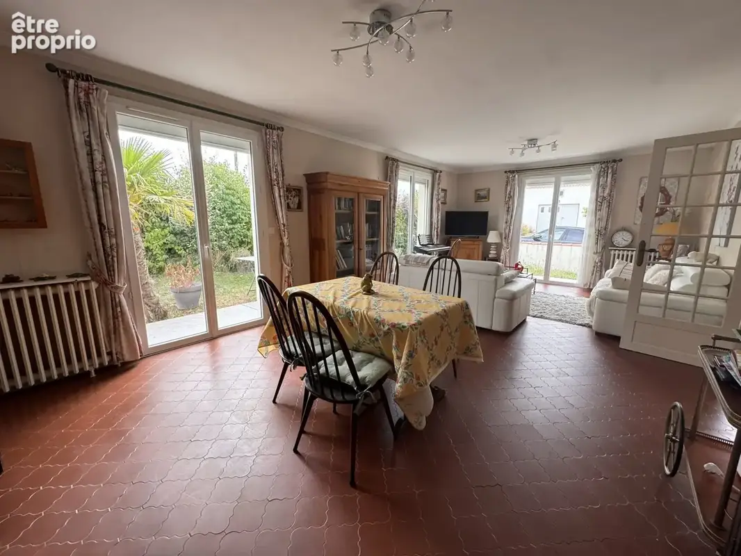 Maison 5 pièces 100 m² à vendre à Saintes (17100) - photo 4