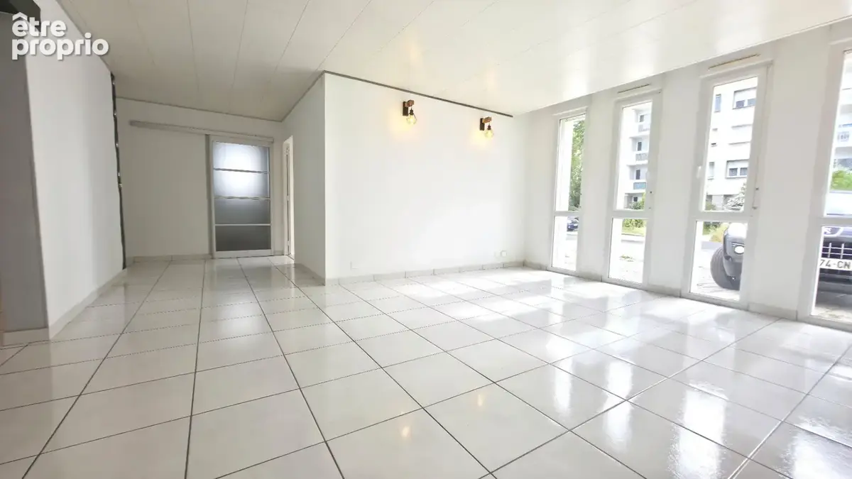Maison de centre bourg de plain pied 2 chambres et jardin Donges 4 pièce(s) 87 m2 - photo 6