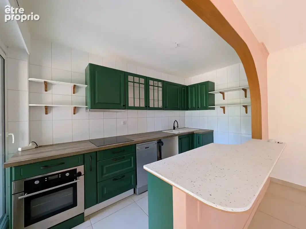 Le Plessis-Robinson, T4 de 96,05 m² en rez-de-jardin avec terrasse et jardin privatif - photo 3