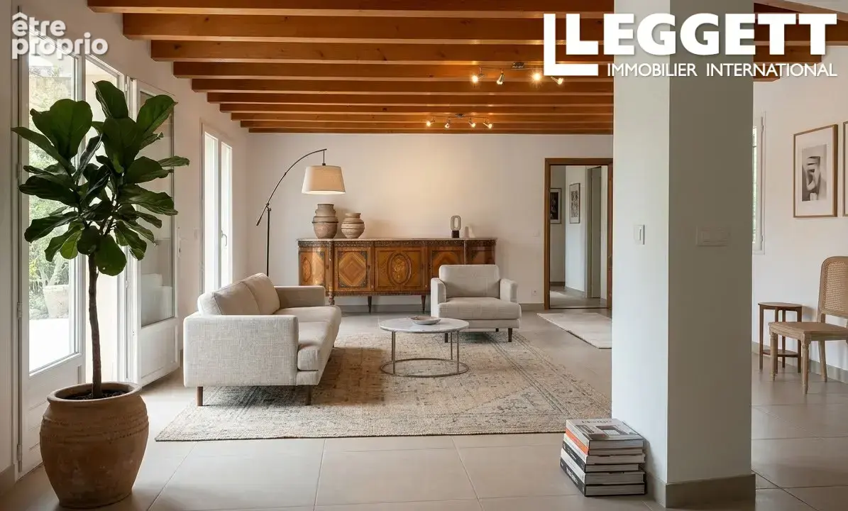 Villa de 200 m² avec trois suites parentales et deux garages, située à Plan-d’Aups-Sainte-Baume - photo 8