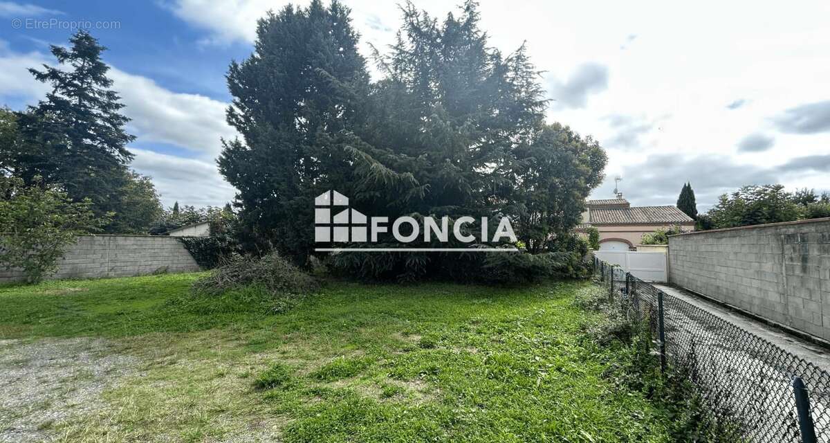 Terrain à TOURNEFEUILLE