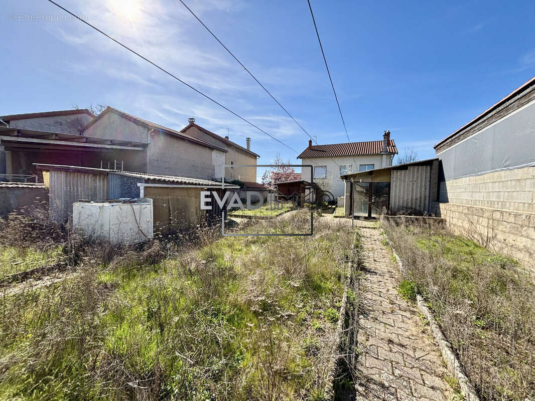 Maison à ANDREZIEUX-BOUTHEON