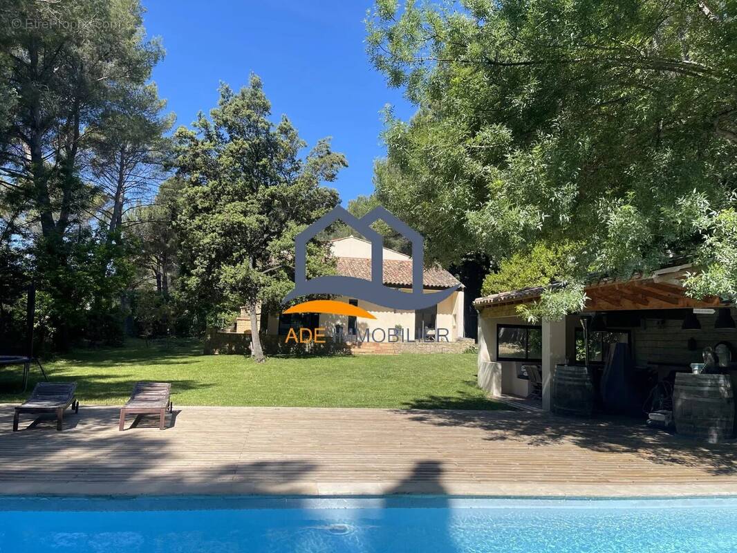 Maison à EGUILLES