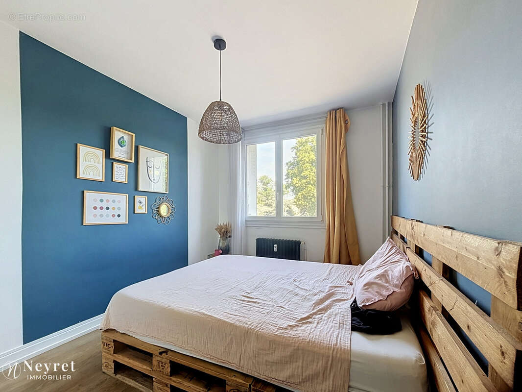 Appartement T3 traversant- rénové 67 m2- 2 chambres -Saint-Symphorien-d’Ozon- - photo 7
