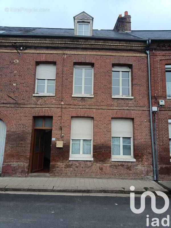 Photo 1 - Maison à LONDINIERES