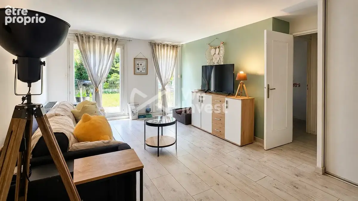 Appartement à TORCY