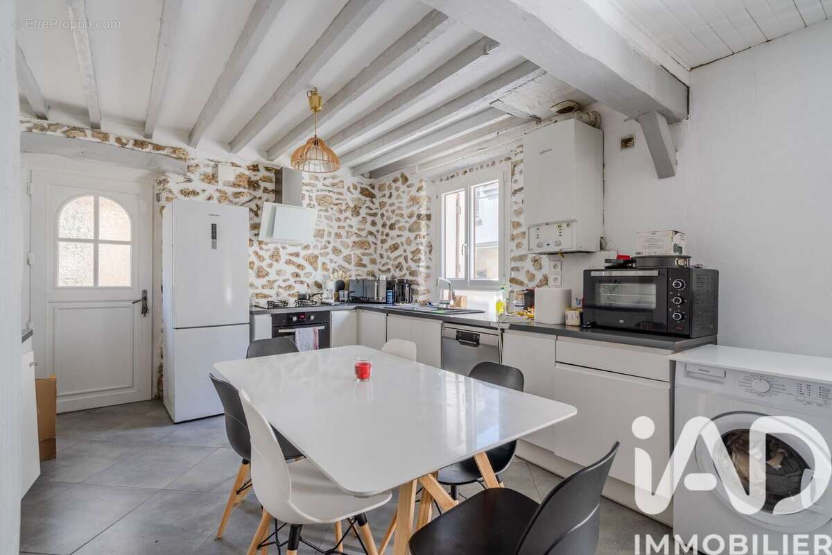 Maison 66 m² à Chessy  - photo 2