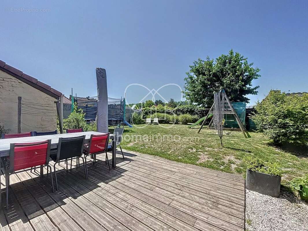 Maison à RAIMBEAUCOURT