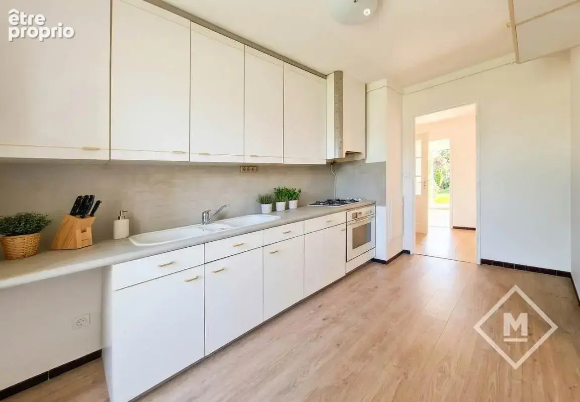Appartement T4 de 91m² au 3ème étage à Marseille Saint Loup - Calme et Lumineux - photo 8
