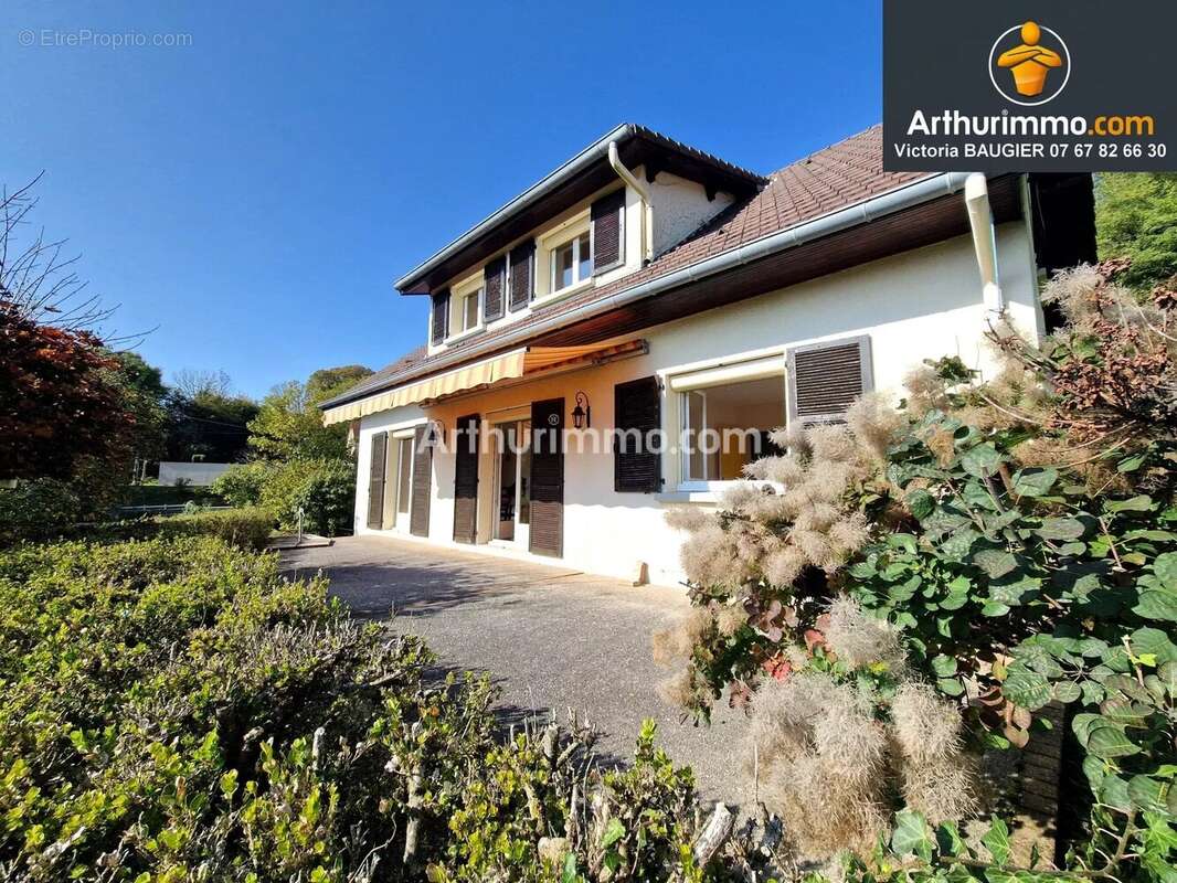 Maison à LONS-LE-SAUNIER