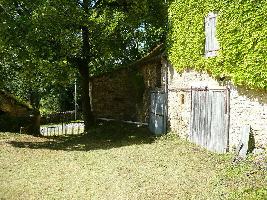 Corps de ferme - Vailhourles - photo 6