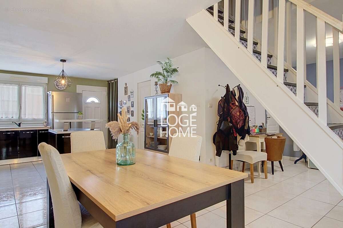 Maison 107 m² à Pecquencourt  - photo 6
