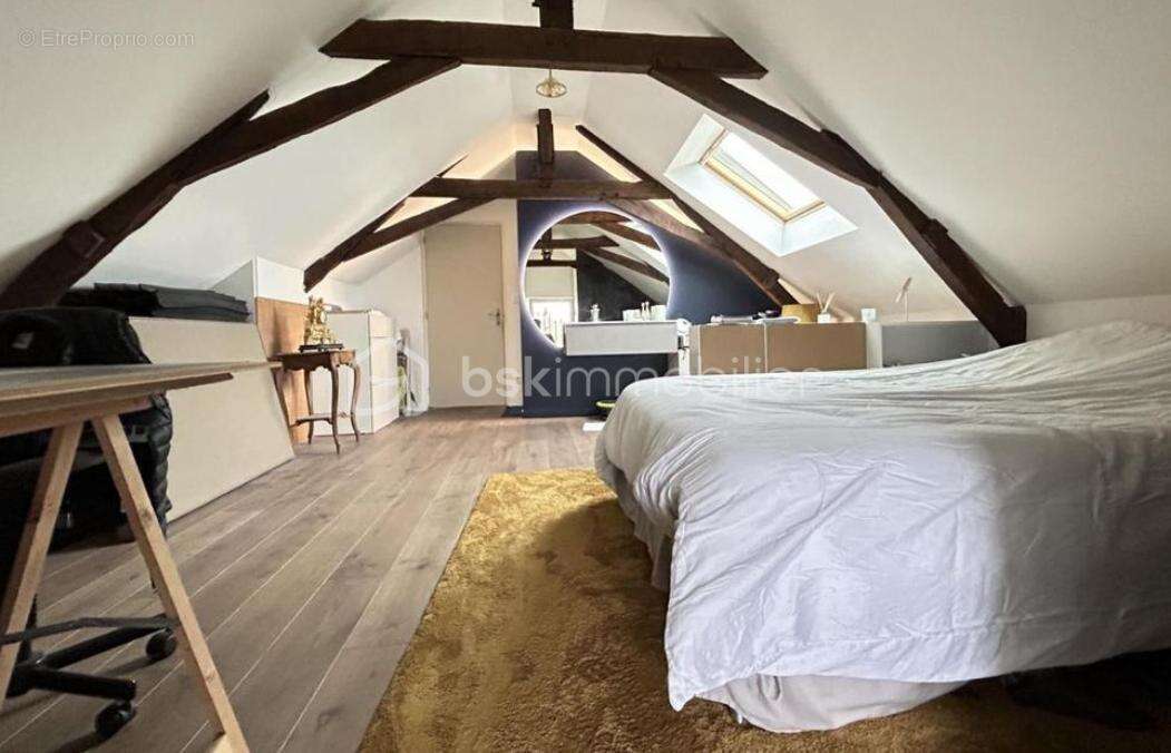 Maison à NUILLE-SUR-VICOIN