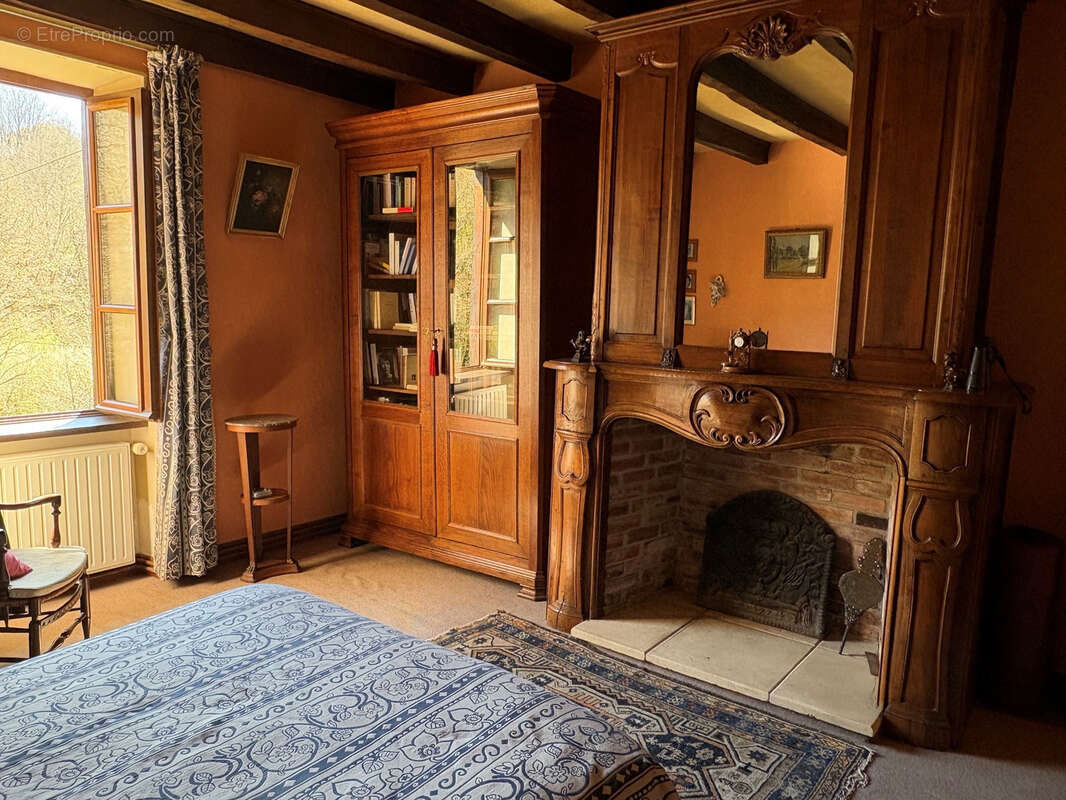 Magnifique maison en pierres aux bordes d’une rivière - photo 18