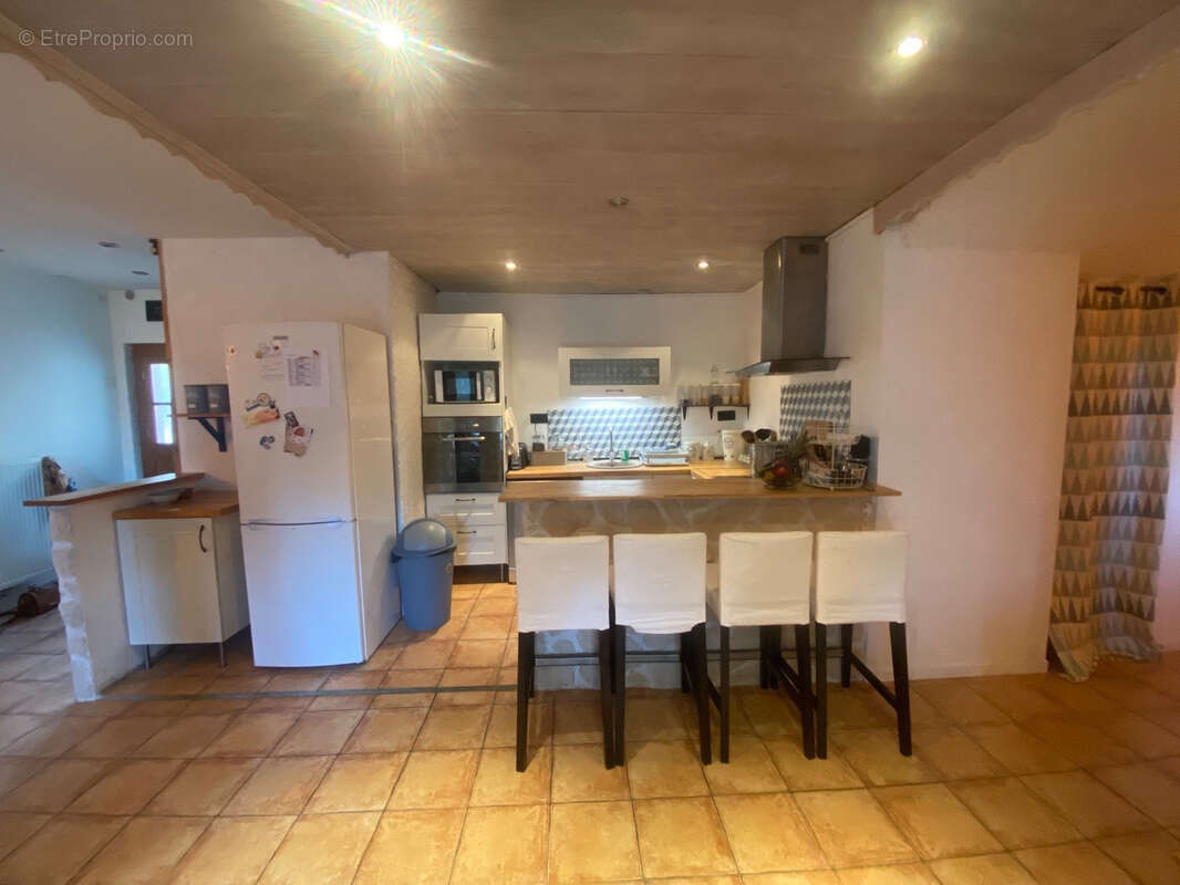 Appartement à PRUNIERES